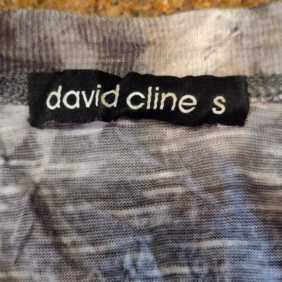 David Cline Gray and Taupe Long Sleeve Blouse - Picture 6 of 9